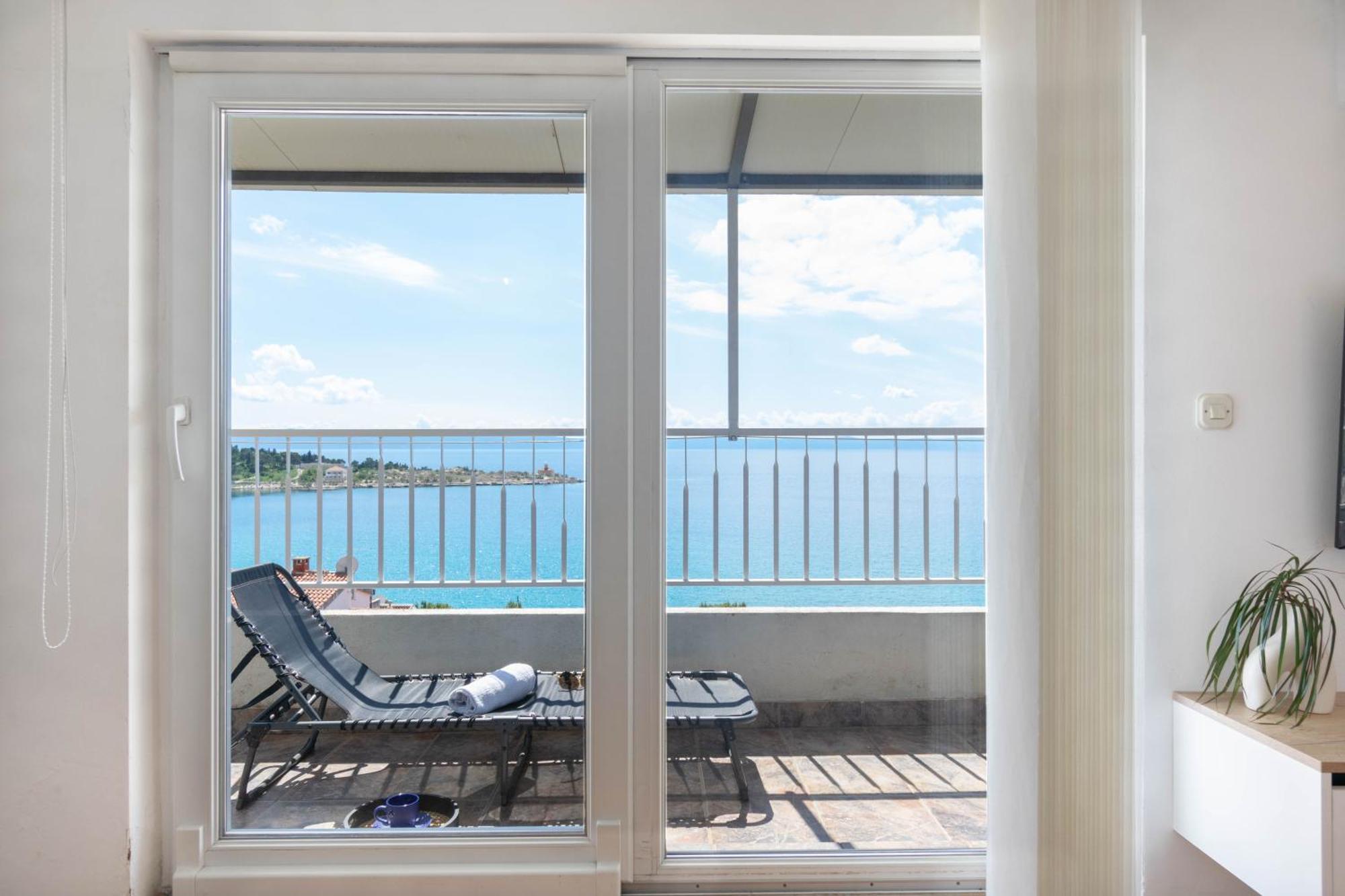 Apartment 30 M From Beach,Makarska,Marija Exterior foto