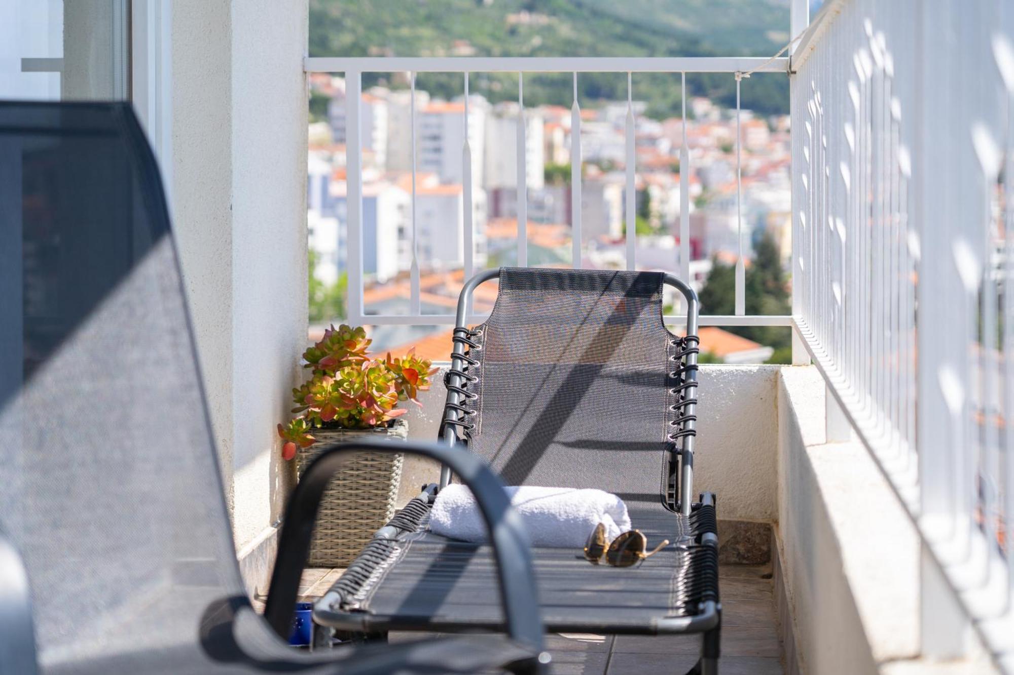 Apartment 30 M From Beach,Makarska,Marija Exterior foto