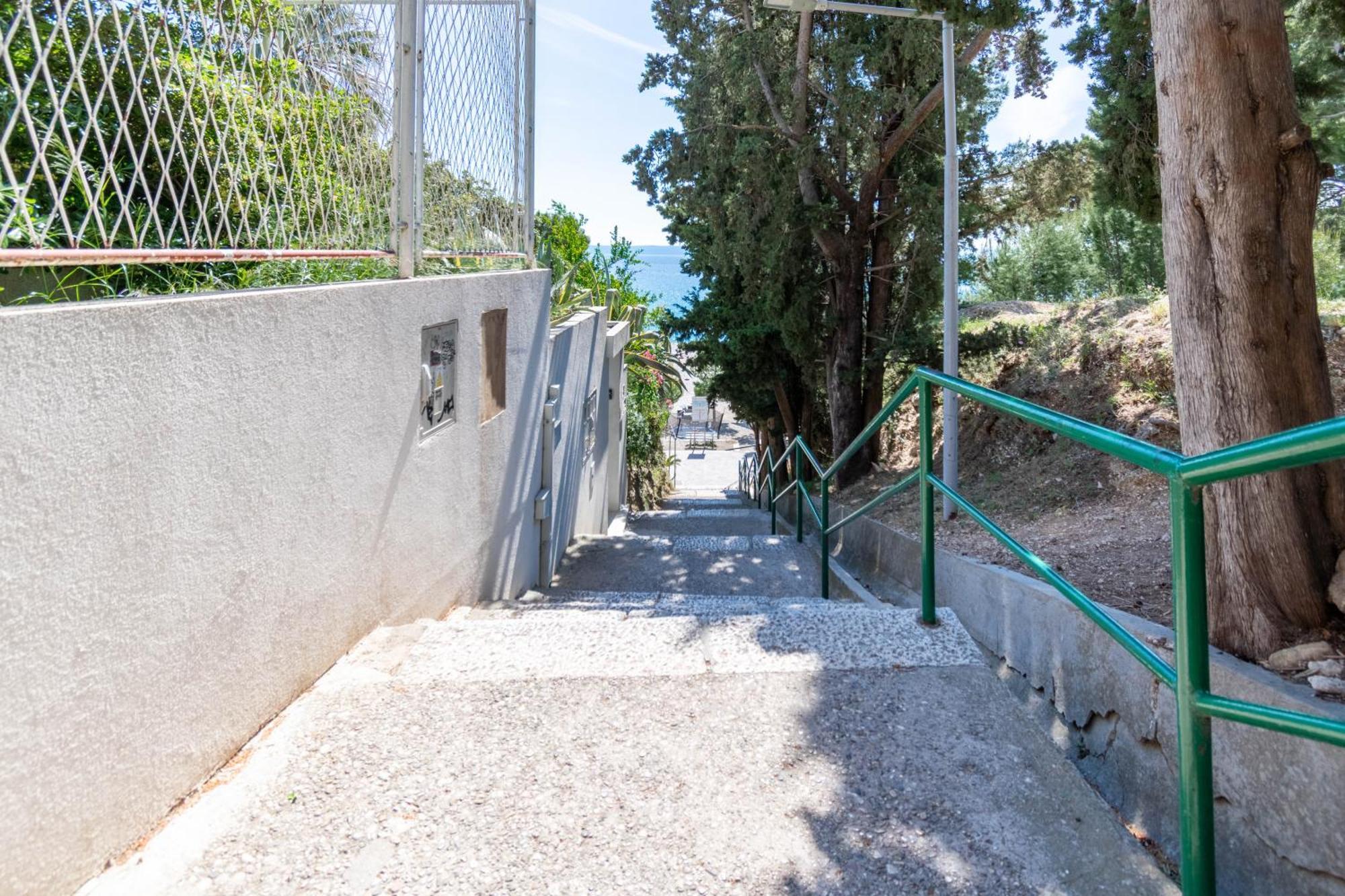 Apartment 30 M From Beach,Makarska,Marija Exterior foto